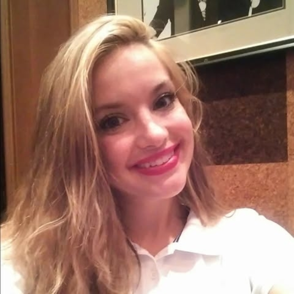 Meet your Posher, Stefanie